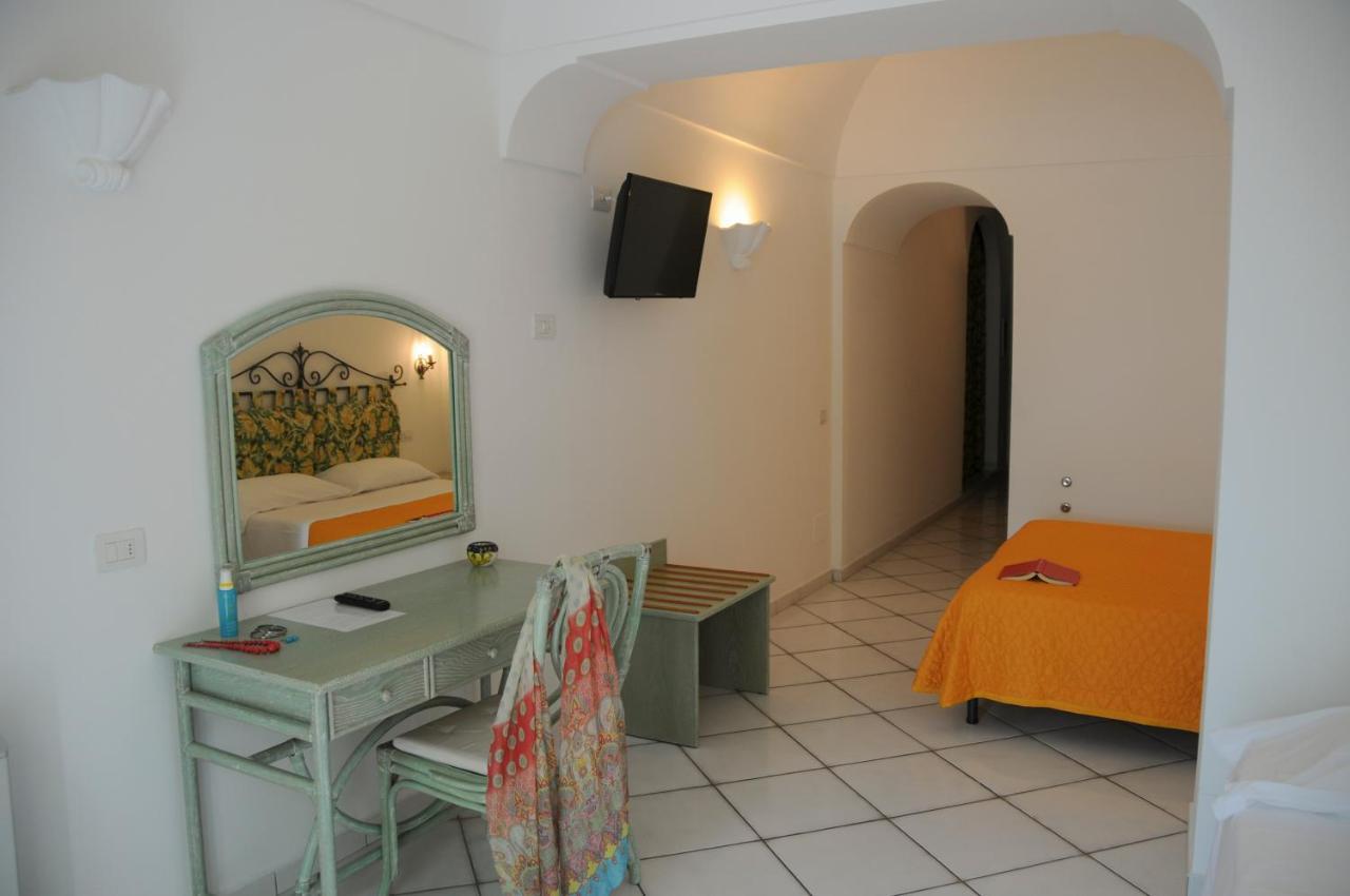 Hotel Dimora Fornillo Positano Luaran gambar