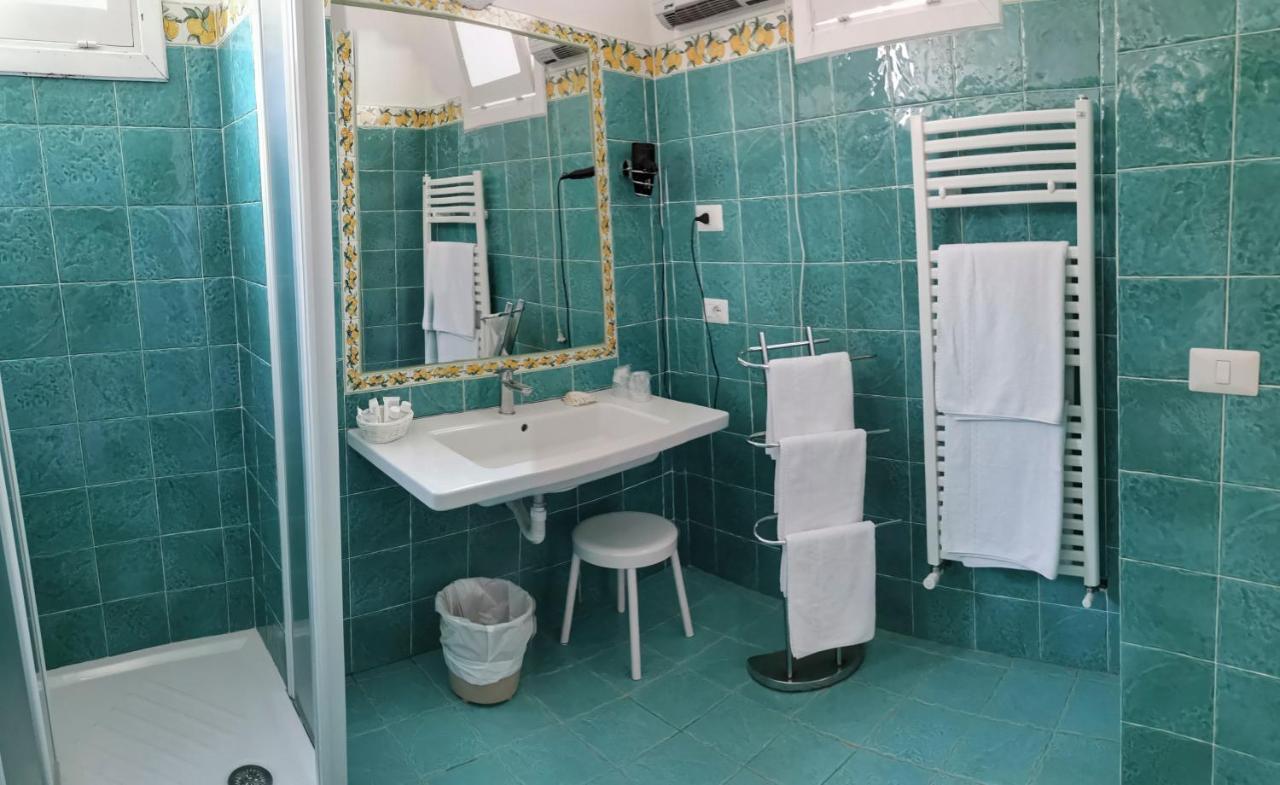 Hotel Dimora Fornillo Positano Luaran gambar