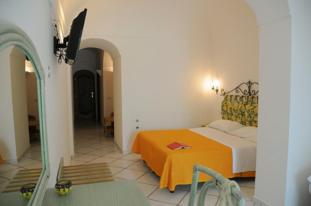 Hotel Dimora Fornillo Positano Luaran gambar