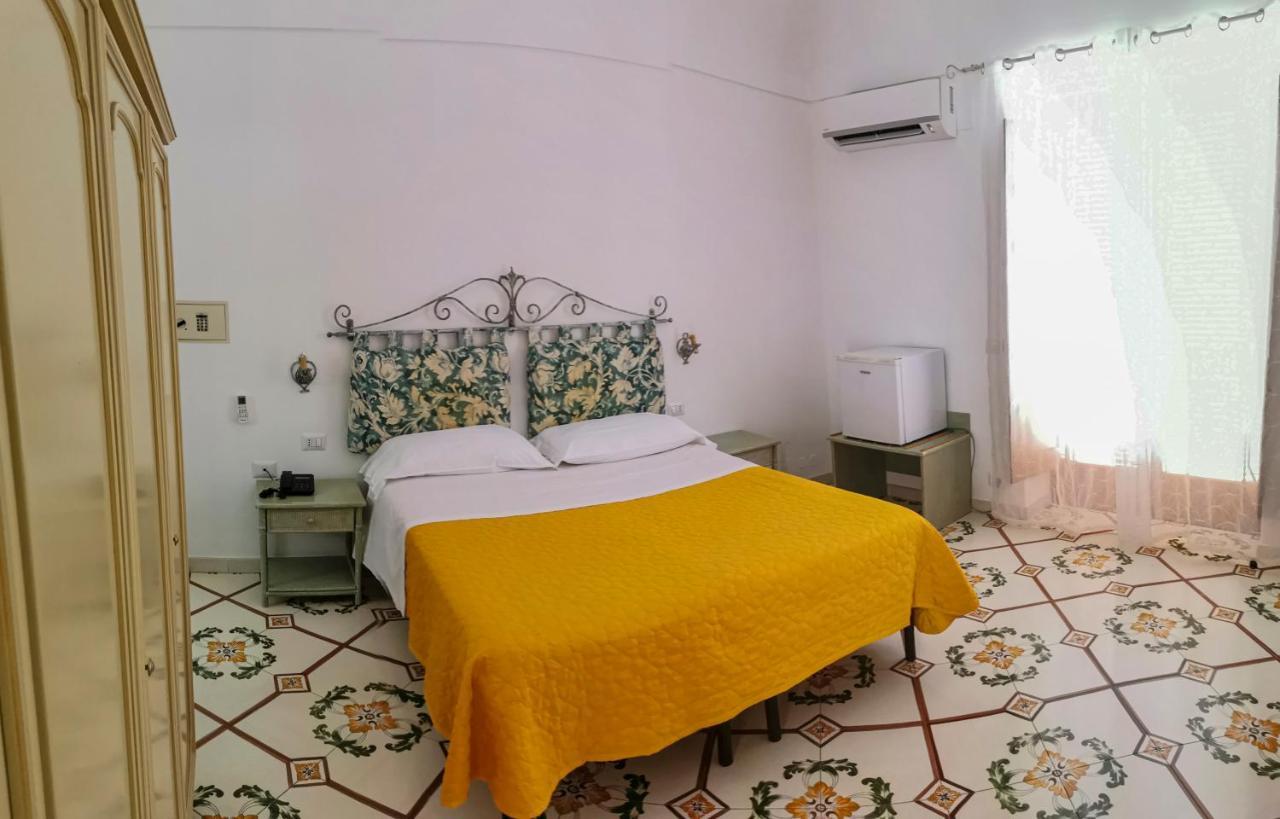Hotel Dimora Fornillo Positano Luaran gambar