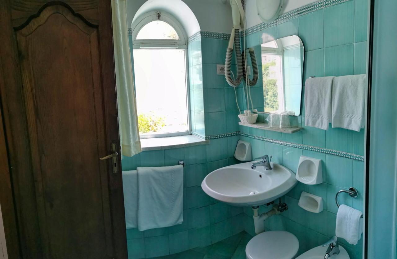 Hotel Dimora Fornillo Positano Luaran gambar