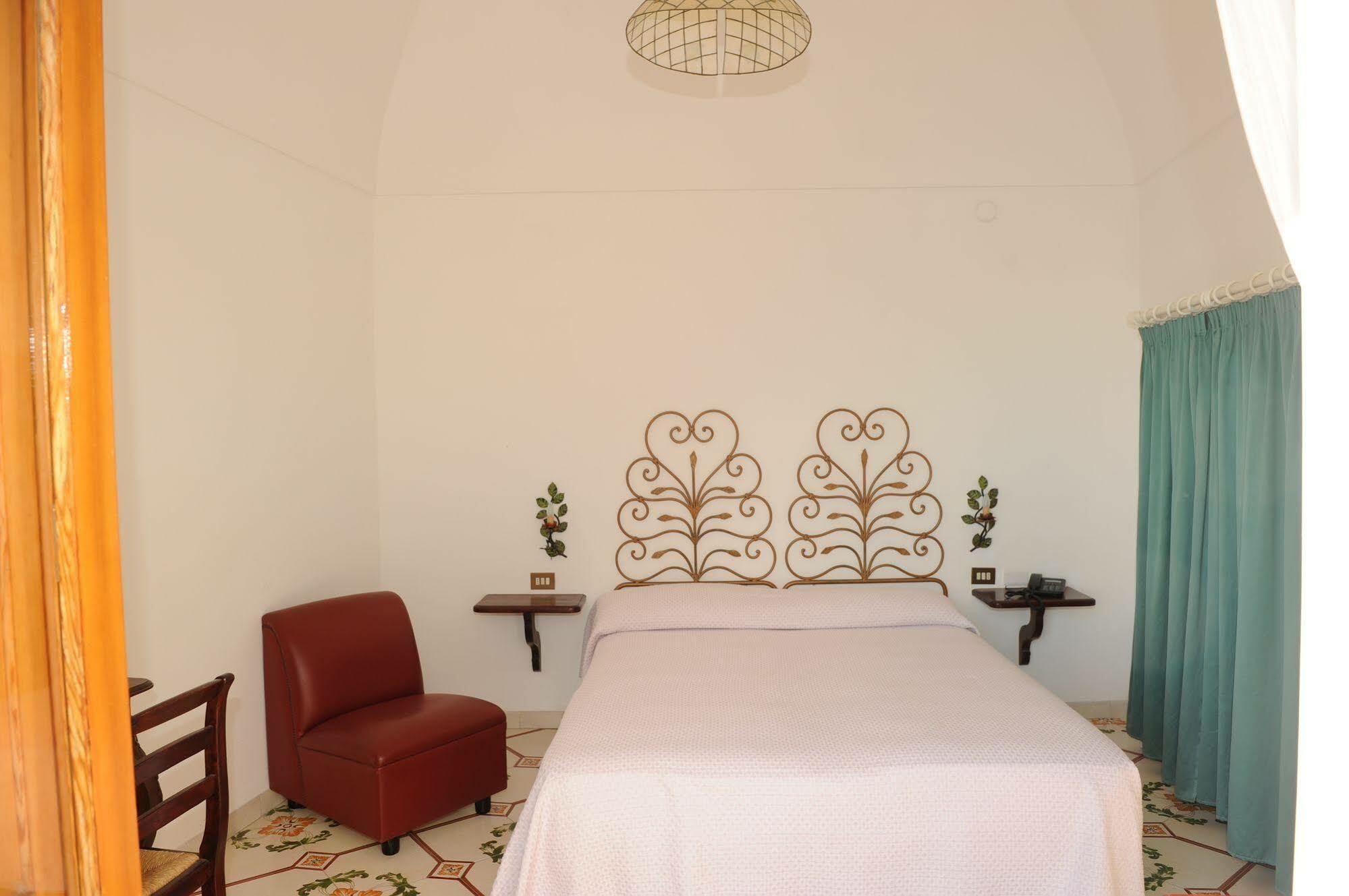 Hotel Dimora Fornillo Positano Luaran gambar